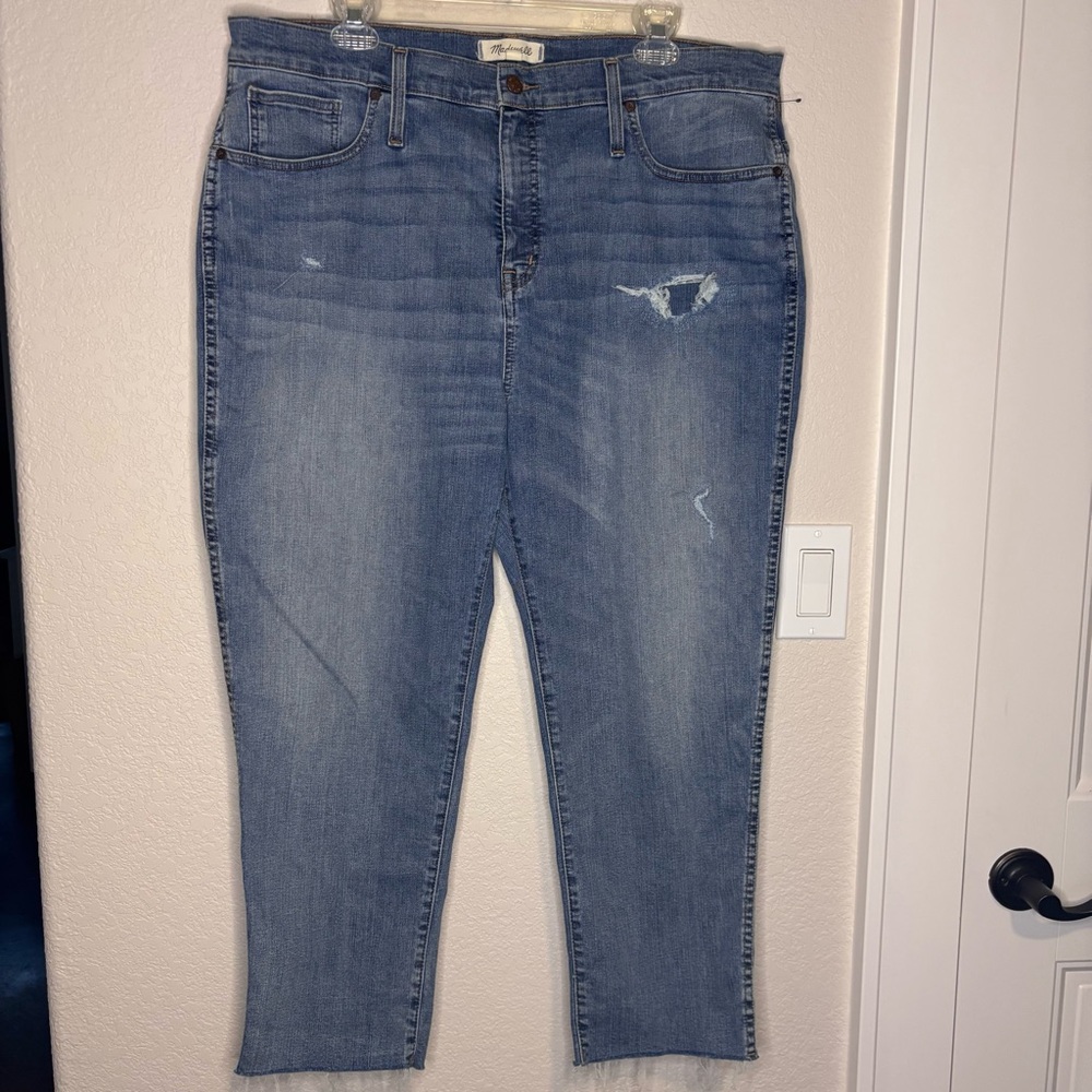 Madewell Blue Ankle Cropped Jeans with Distressed Details